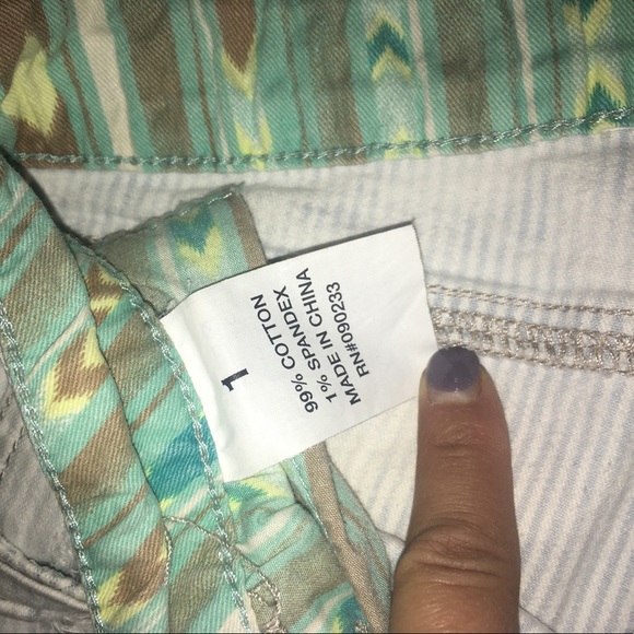 Light Denim Shorts - Picture 5 of 5